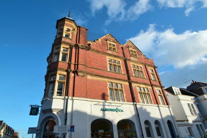 1 Bedroom Flat To Rent In Westbourne Centre, BH4