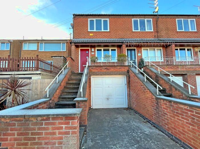 2 Bedroom Town House To Rent In Hallam Road, Mapperley, Nottingham, NG3