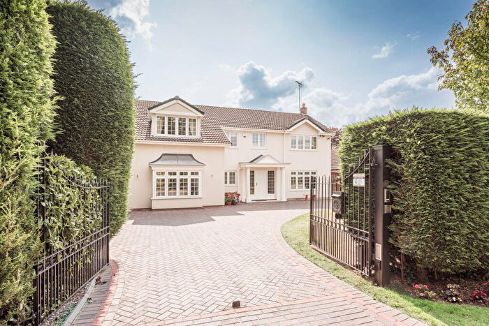 5 Bedroom Detached House For Sale In Roman Lane, Sutton Coldfield, Staffordshire, B74