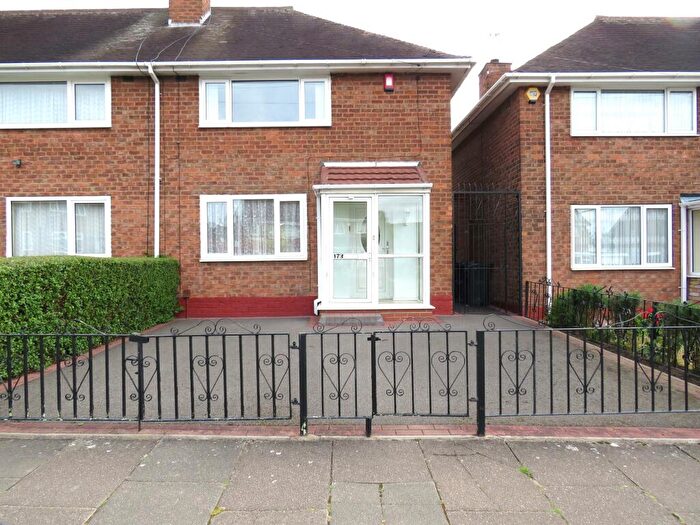 2 Bedroom House To Rent In Old Croft Lane, Birmingham, B34