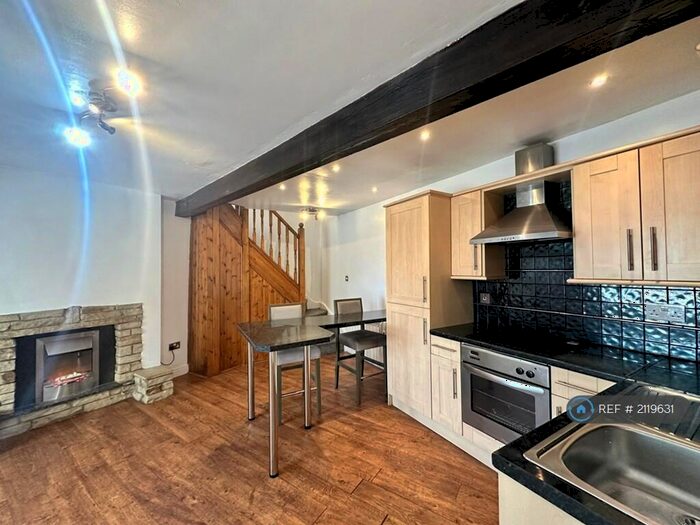 2 Bedroom Terraced House To Rent In Halifax Road, Burnley, BB10