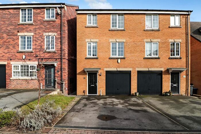 4 Bedroom Semi Detached House For Sale In Newhall Gardens, Bradford, West Yorkshire, BD5