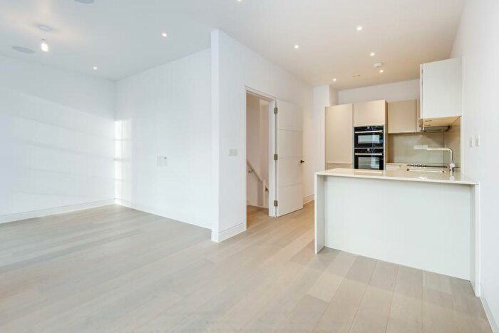 2 Bedroom Flat To Rent In Heath Drive, Hampstead, NW3