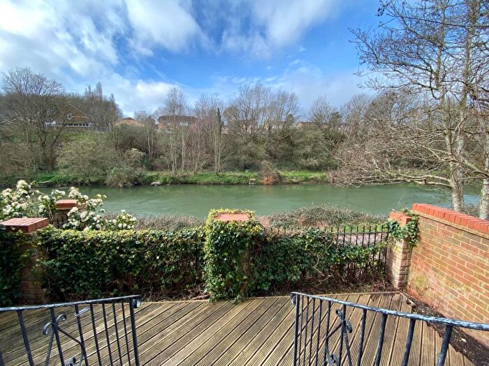 3 Bedroom Semi Detached House For Sale In Avon Close, St. George, Bristol, BS5