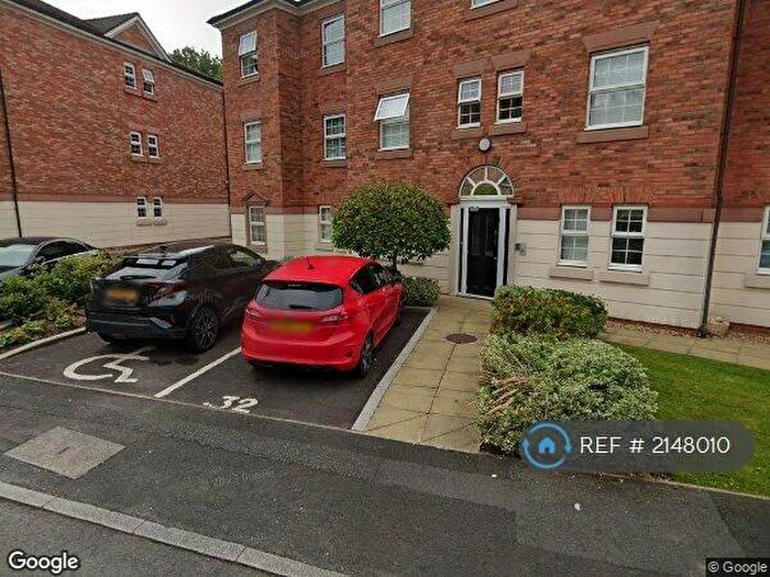2 Bedroom Flat To Rent In Manthorpe Avenue, Worsley, Manchester, M28