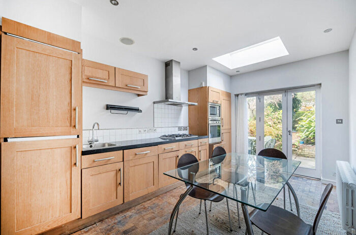 2 Bedroom Terraced House For Sale In Bearfield Road, Kingston Upon Thames, Surrey, KT2