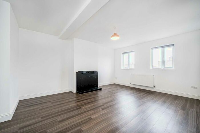 1 Bedroom Flat To Rent In Stroud Green Road, London, N4