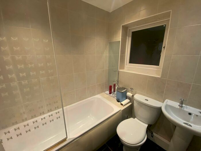 Studio To Rent In Chester Road, Hulme, Manchester, M15