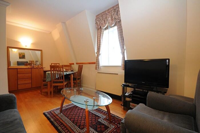 2 Bedroom Flat To Rent In Belvedere Road, County Hall, SE1