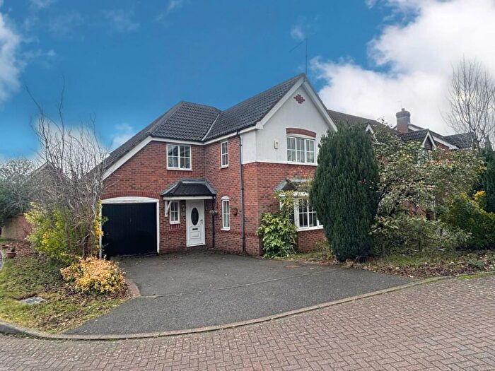4 Bedroom Detached House For Sale In Great Ground Walk, Grange Park, NN4