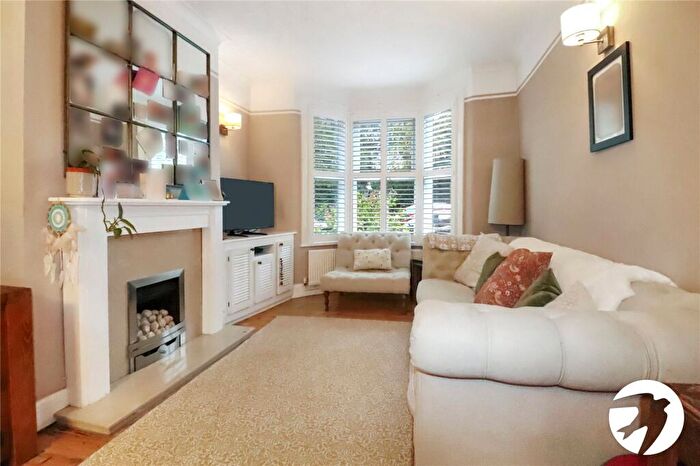 3 Bedroom Terraced House For Sale In Upper Holly Hill Road, Belvedere, DA17
