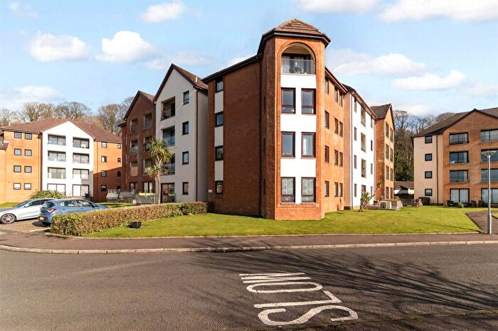 2 Bedroom Flat For Sale In Underbank, Largs, North Ayrshire, KA30