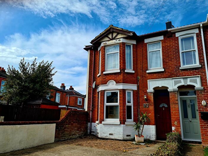 1 Bedroom Flat To Rent In Shirley Park Road - Silver Sub, Southampton, Hampshire, SO16