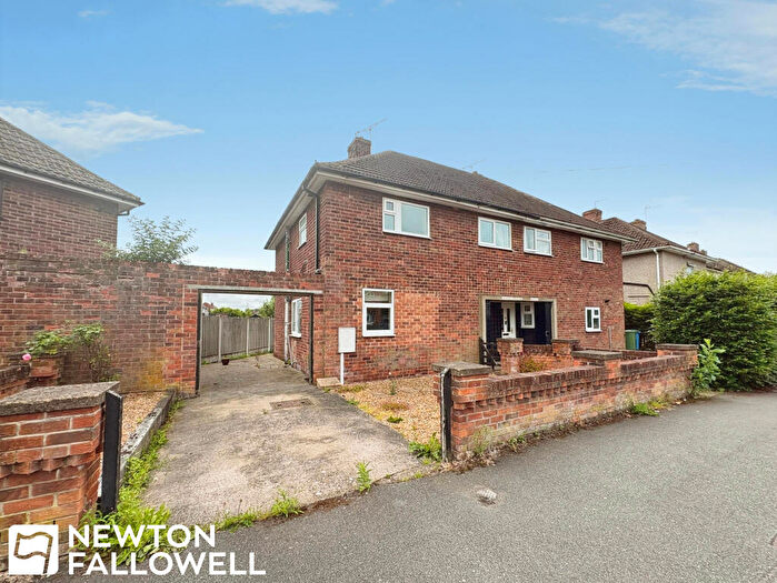 3 Bedroom Semi-Detached House For Sale In Trinity Road, Retford, DN22
