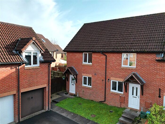3 Bedroom End Of Terrace House For Sale In Valentine Lane, Chepstow, Monmouthshire, NP16