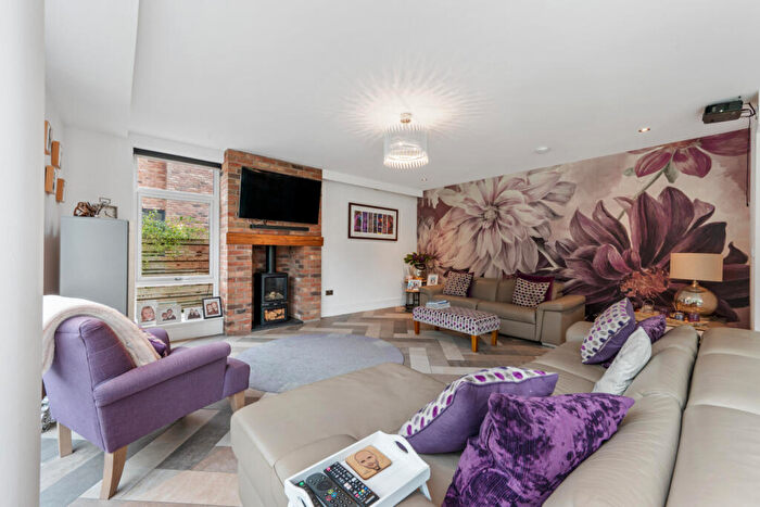 5 Bedroom Detached House For Sale In Moss Lane, Styal, Wilmslow, Cheshire, SK9
