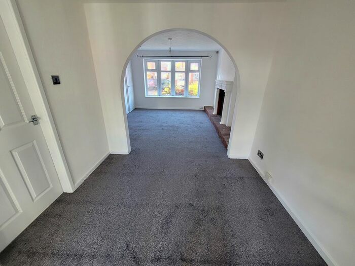 3 Bedroom Semi-Detached House To Rent In Pool Field Close, Radcliffe, Manchester, M26