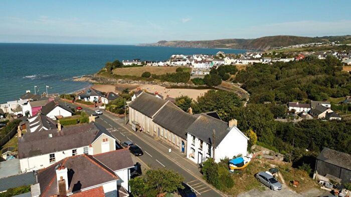 6 Bedroom Detached House For Sale In Aberporth, Cardigan, SA43