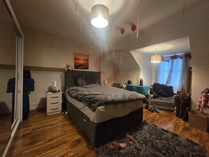 1 Bedroom Flat To Rent In Abbey Street, Market Harborough, Leicestershire, LE16