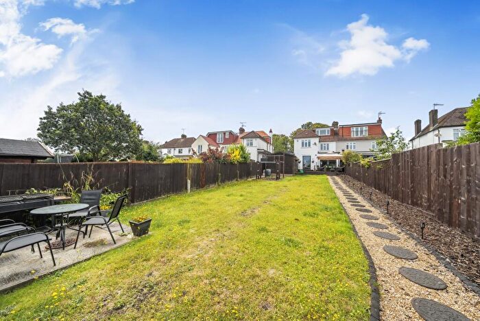 4 Bedroom Semi-Detached House To Rent In Layhams Road West Wickham, BR4