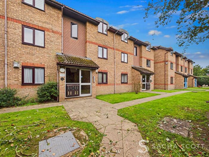 Studio To Rent In Vicarage Lane, Horley, RH6