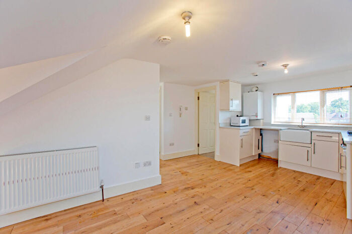 2 Bedroom Flat To Rent In Boundary Road, London, N22