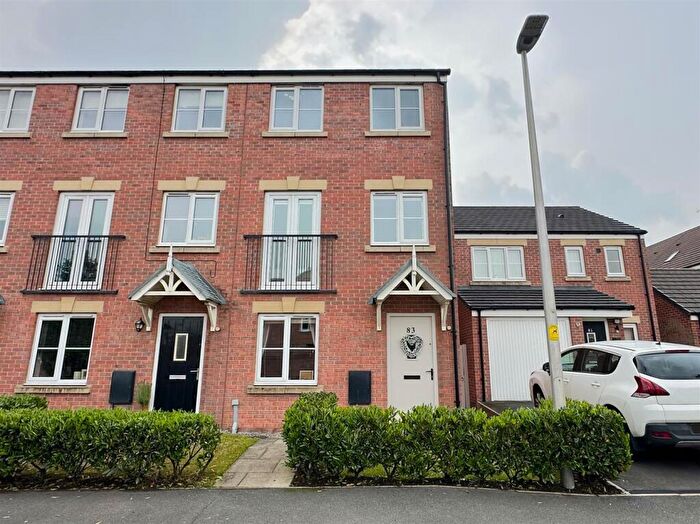 4 Bedroom End Of Terrace House For Sale In Glaramara Drive, Carlisle, CA2