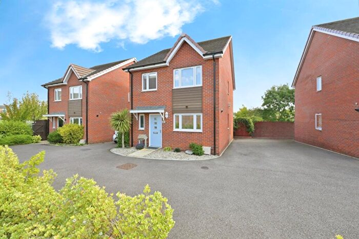 4 Bedroom Detached House For Sale In Oakthorpe, Hampton Centre, Peterborough, PE7