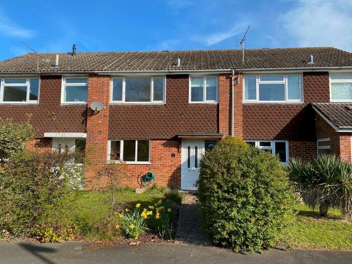 3 Bedroom Terraced House To Rent In Stapleford Close, Romsey, SO51