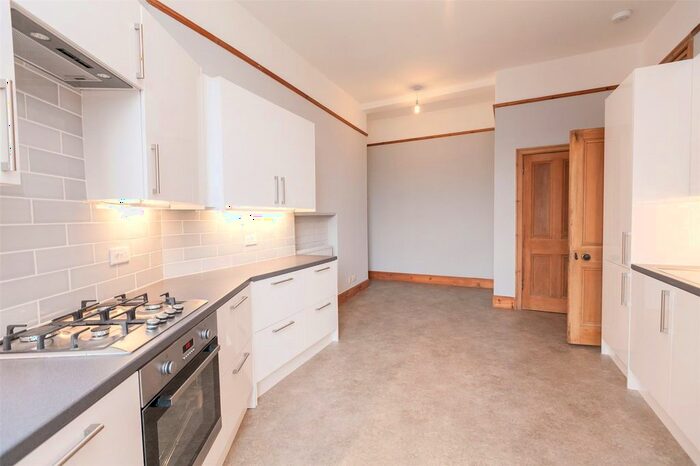 2 Bedroom Flat To Rent In Arden Street, Edinburgh, EH9