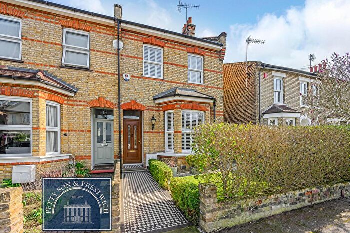 5 Bedroom Terraced House To Rent In Wellington Road, Wanstead, E11