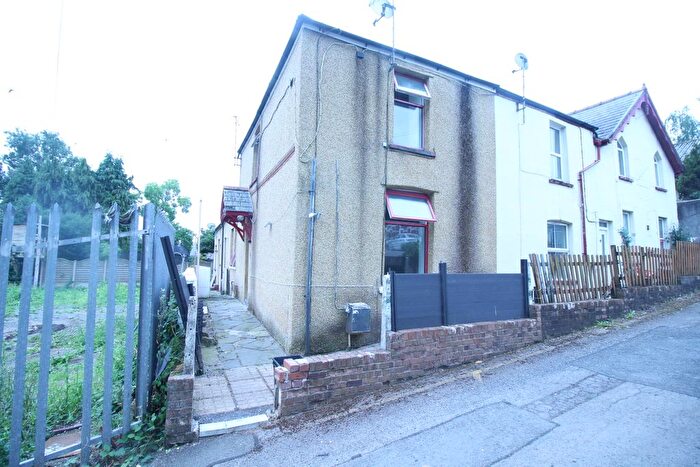 2 Bedroom Terraced House To Rent In George Street, Pontypool, NP4