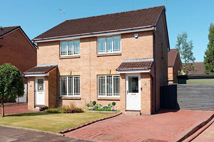 2 Bedroom Semi-Detached House For Sale In Peinchorran, Erskine, Renfrewshire, PA8