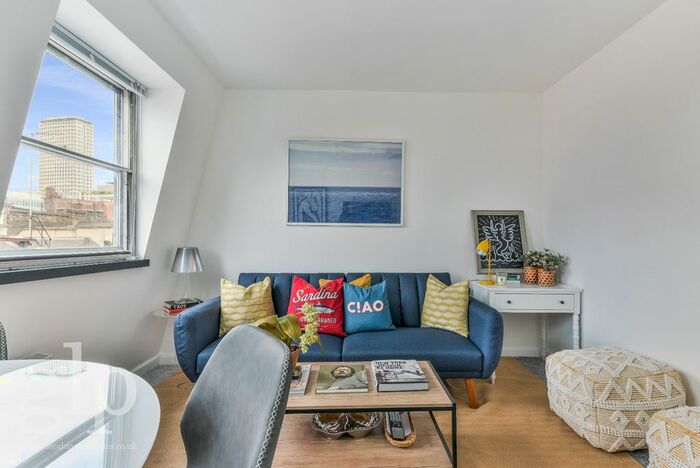 1 Bedroom Flat To Rent In Old Compton Street, London, Greater London, W1D