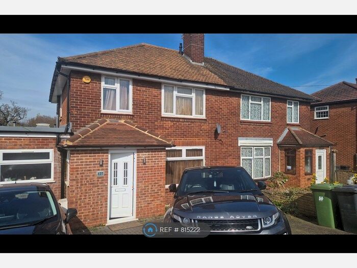 4 Bedroom Semi-Detached House To Rent In Hillside Avenue, Borehamwood, WD6