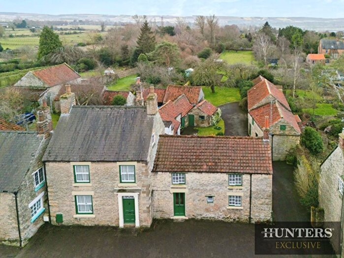 5 Bedroom Property For Sale In High Street, Snainton, Scarborough, YO13