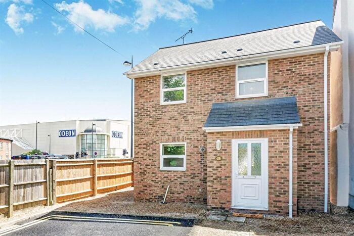 3 Bedroom Detached House To Rent In Maidenhead, Null, SL6