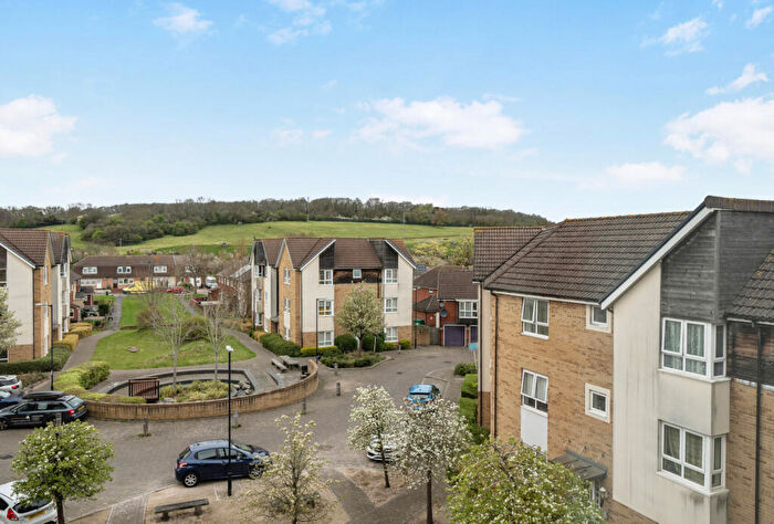 1 Bedroom Apartment For Sale In Norton Farm Road, Bristol, Somerset, BS10