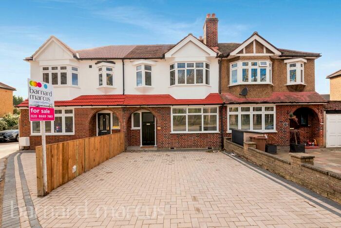 4 Bedroom House To Rent In London Road, Wallington, SM6