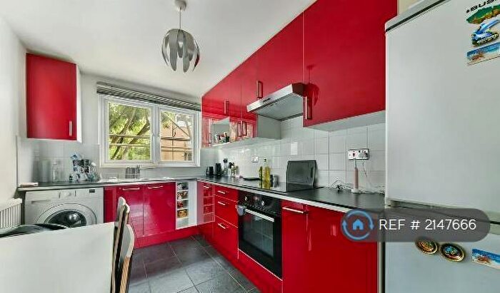 1 Bedroom Flat To Rent In Montague Square, Peckham, SE15