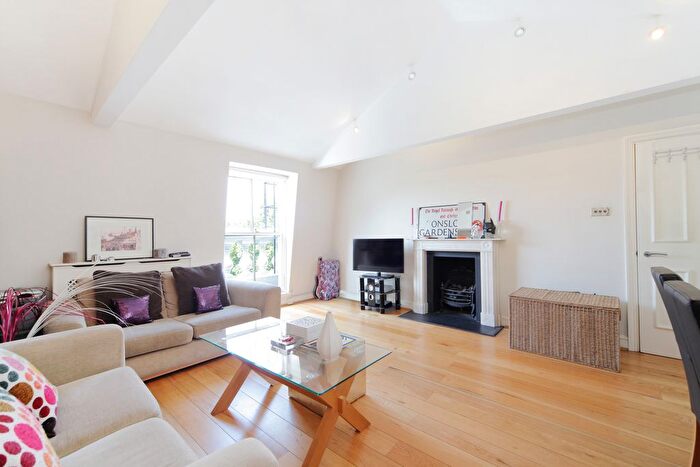 2 Bedroom Flat To Rent In Onslow Gardens, South Kensington, London, SW7