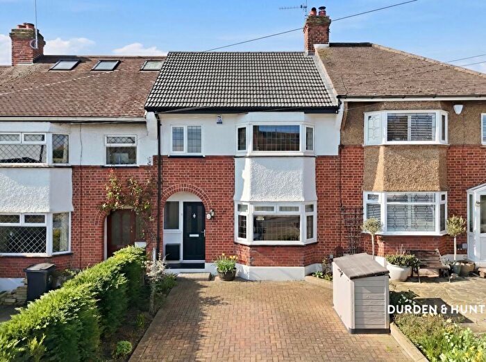 3 Bedroom Terraced House For Sale In Coteford Close, Loughton, IG10