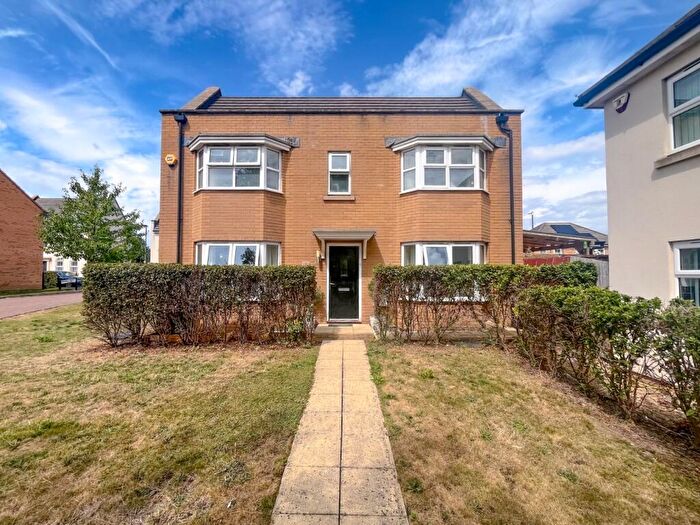 3 Bedroom Detached House For Sale In Broad Croft, Patchway, Bristol, Gloucestershire, BS34