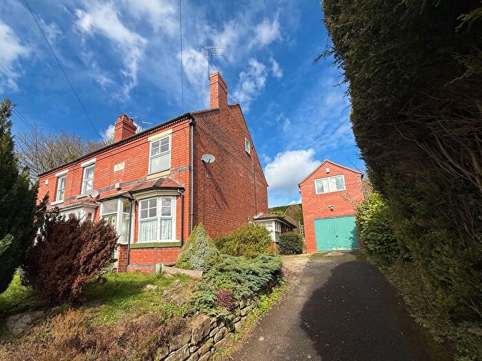 4 Bedroom End Terrace House For Sale In Pennwood Lane, Penn Common, WV4