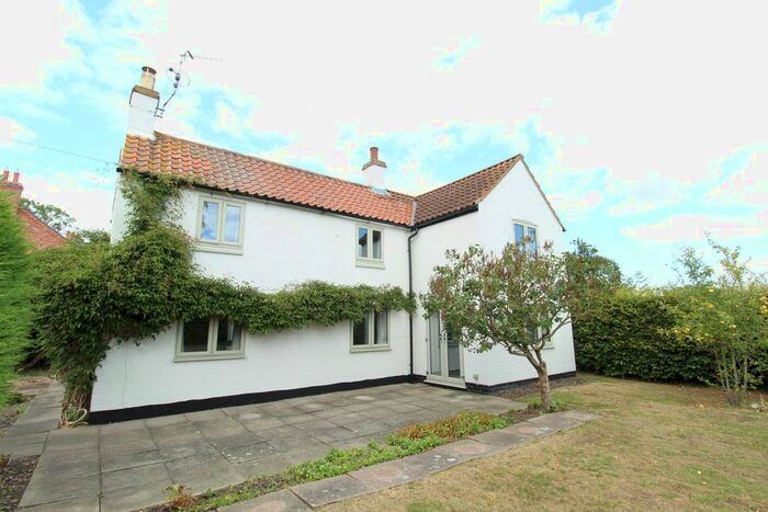 3 Bedroom Cottage To Rent In The Green, Hickling, Melton Mowbray, LE14
