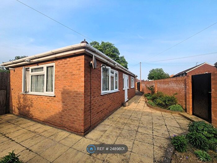 1 Bedroom Bungalow To Rent In Church Road, Hounslow, TW5