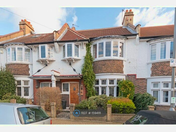 3 Bedroom Terraced House To Rent In Bracken Avenue, London, SW12