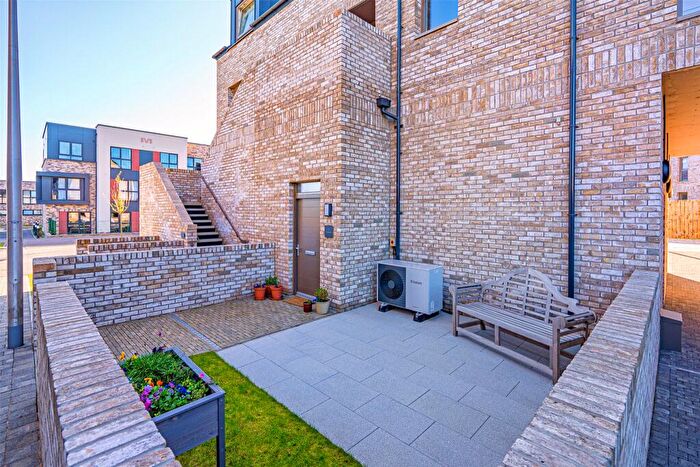 1 Bedroom Apartment For Sale In Bell Brae, St. Andrews, Fife, KY16