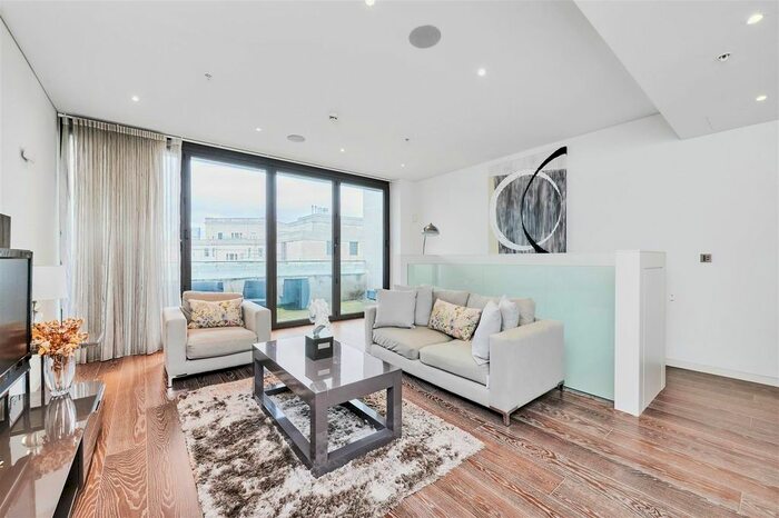 2 Bedroom Flat To Rent In Marconi House, Strand, Aldwych, London, WC2R