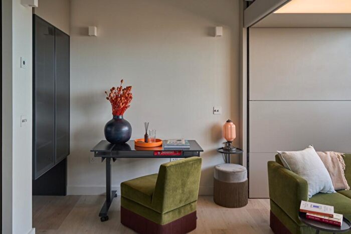 Flat To Rent In Stadium Way Wembley, HA9